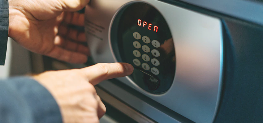 Cash Safe Openers in Hilmar-Irwin, California