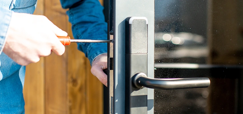 Aluminium Door Lock Replacement in Hilmar-Irwin, California